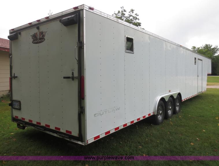 image for item F6658 2008 Vintage 0L844GN enclosed car hauler trailer