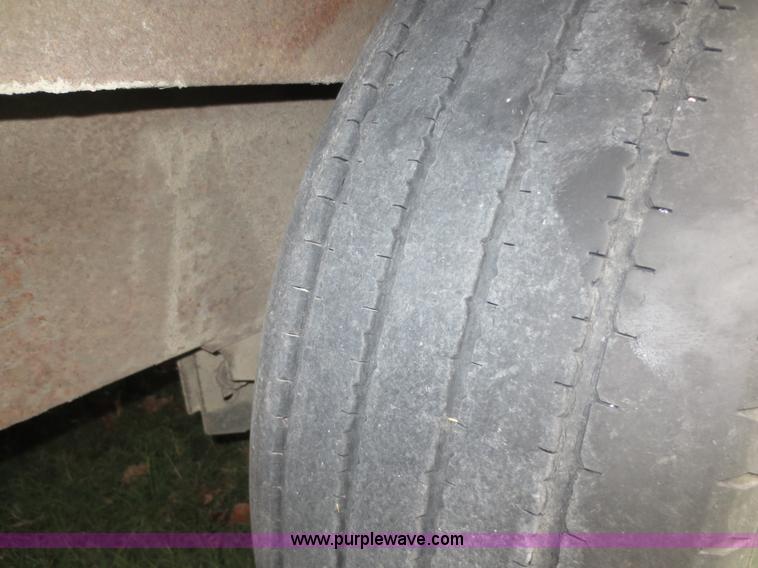 image for item F6658 2008 Vintage 0L844GN enclosed car hauler trailer