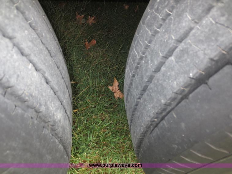 image for item F6658 2008 Vintage 0L844GN enclosed car hauler trailer