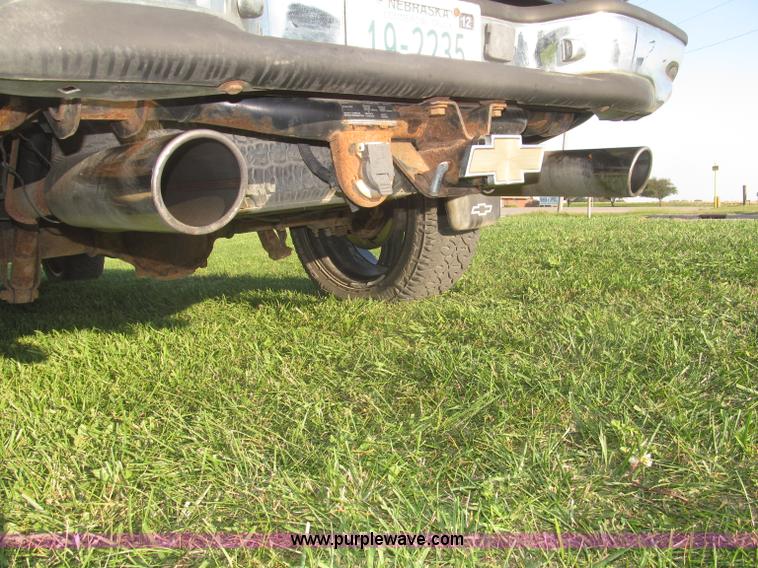 image for item F7137 2000 Chevrolet Silverado 1500 LT Z71 Ext. Cab pickup truck