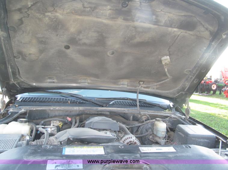 image for item F7137 2000 Chevrolet Silverado 1500 LT Z71 Ext. Cab pickup truck