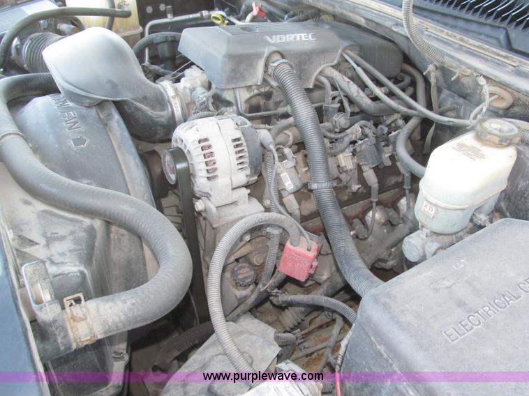 image for item F7137 2000 Chevrolet Silverado 1500 LT Z71 Ext. Cab pickup truck