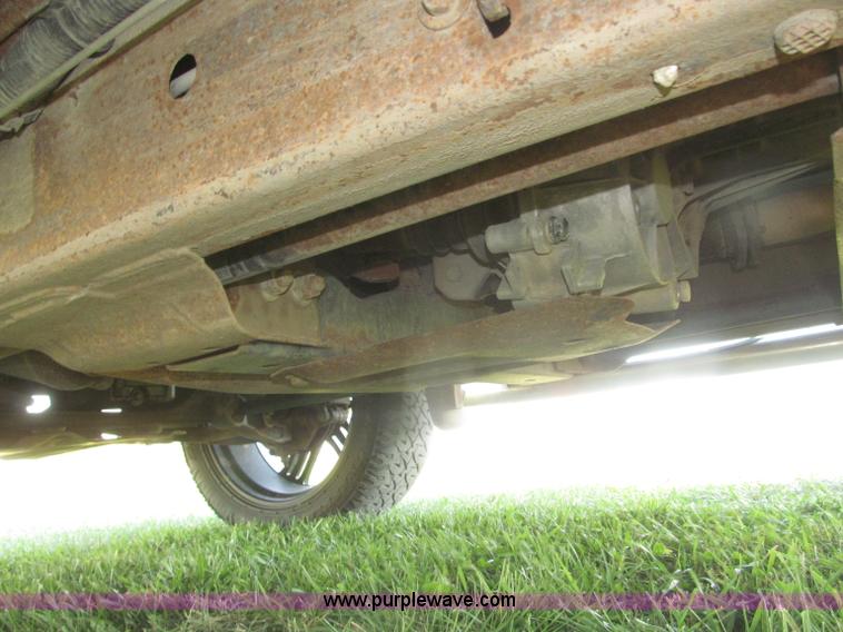 image for item F7137 2000 Chevrolet Silverado 1500 LT Z71 Ext. Cab pickup truck