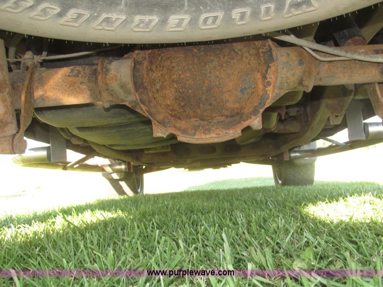 image for item F7137 2000 Chevrolet Silverado 1500 LT Z71 Ext. Cab pickup truck