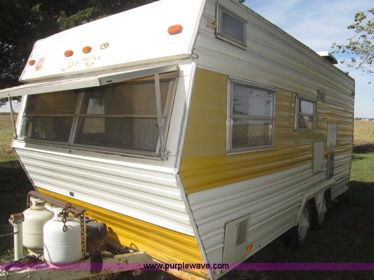1975 Layton travel trailer in Tobias, NE | Item F7143 sold | Purple Wave