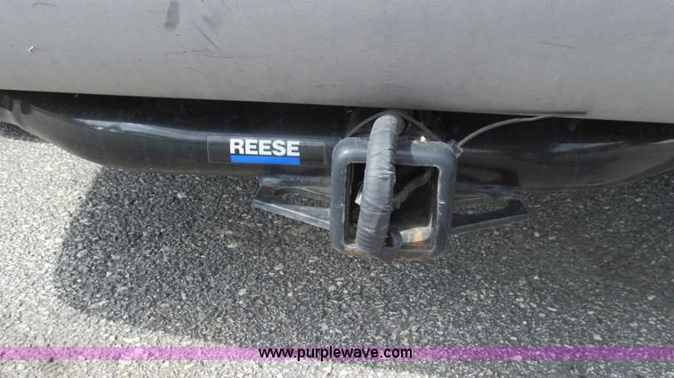 image for item G2125 1999 Dodge Grand Caravan SE van
