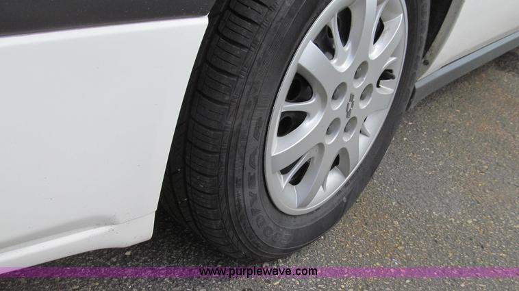 image for item G2128 2001 Chevrolet Impala