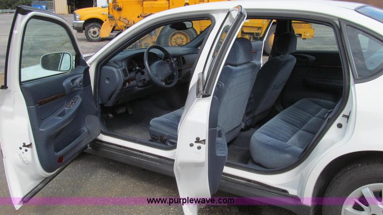 image for item G2128 2001 Chevrolet Impala