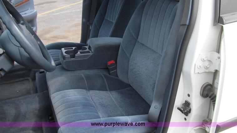 image for item G2128 2001 Chevrolet Impala