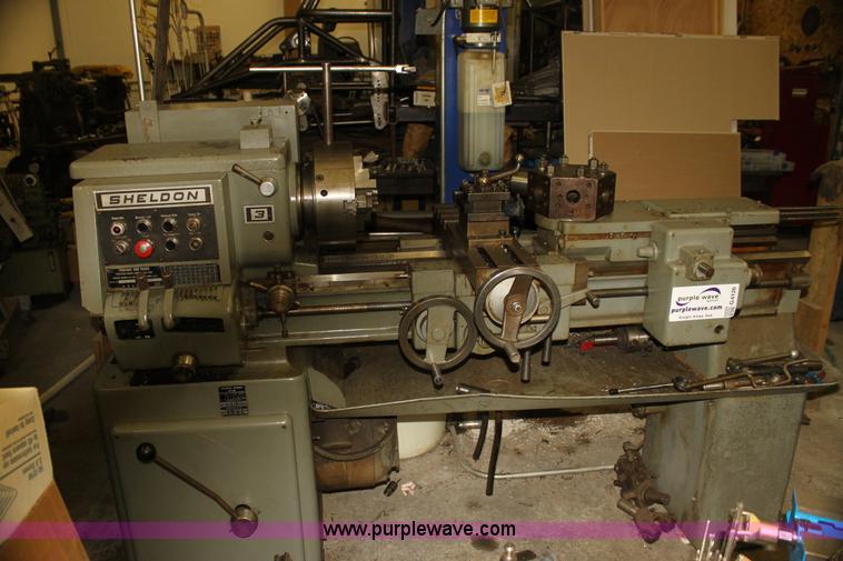image for item G4126 Sheldon 3R lathe