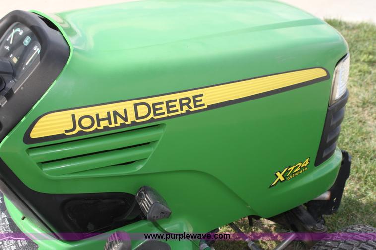 image for item G4227 John Deere X724 lawn mower