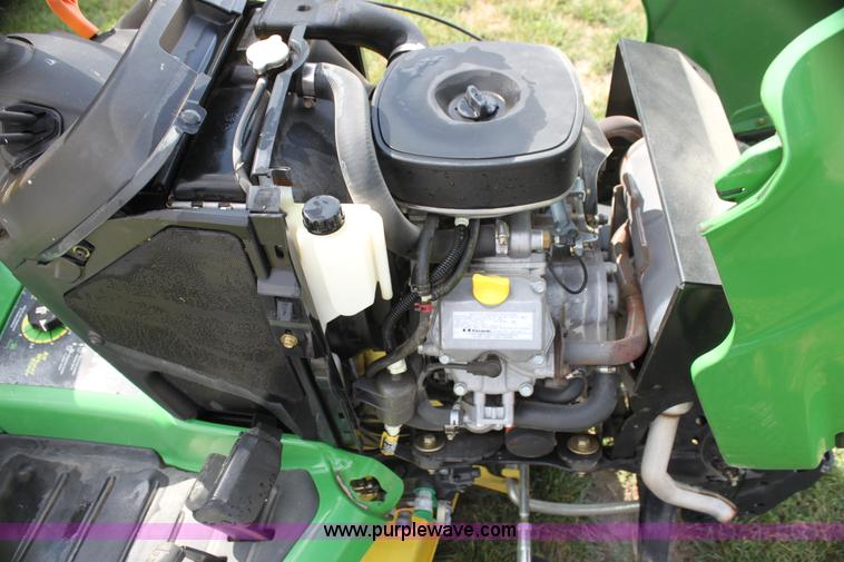 image for item G4227 John Deere X724 lawn mower