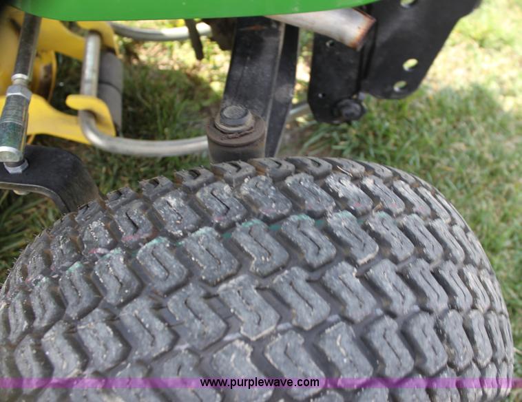 image for item G4227 John Deere X724 lawn mower