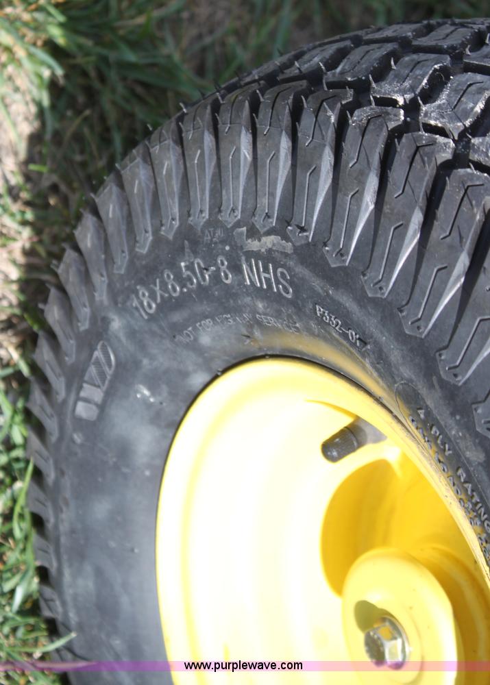 image for item G4227 John Deere X724 lawn mower