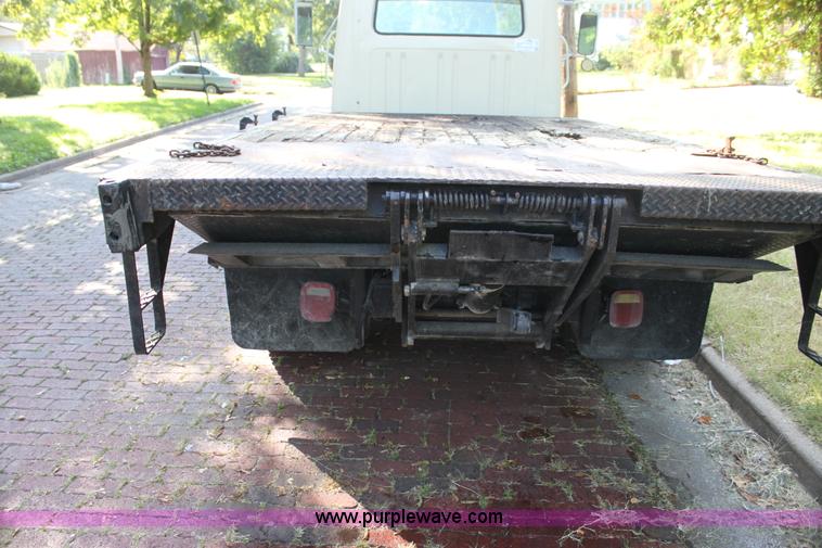 image for item G4231 1988 International S1654 flatbed truck