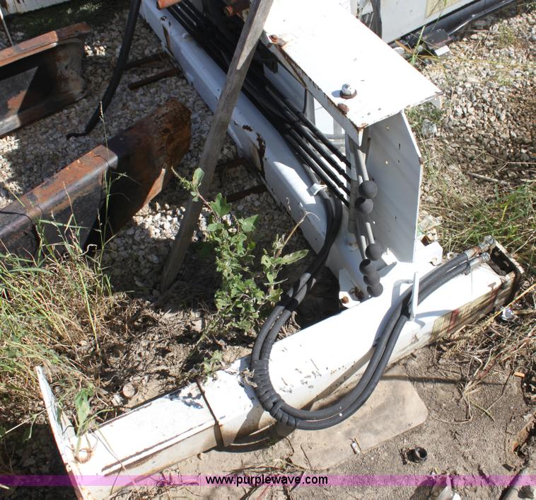 image for item G4238 IMT 9000 crane