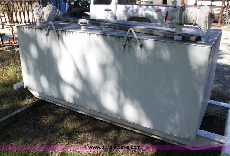 image for item G4239 Divio steel fuel tank