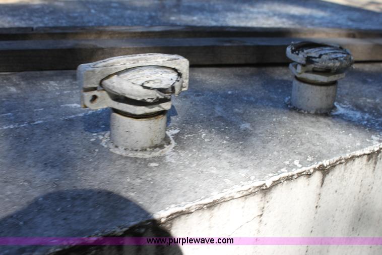 image for item G4239 Divio steel fuel tank