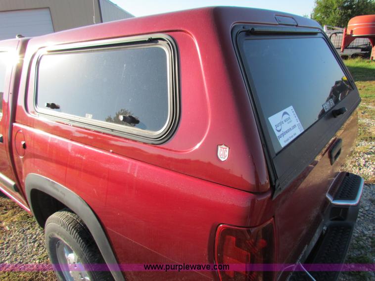 image for item G4241 2006 Chevrolet Colorado LT Crew Cab pickup truck