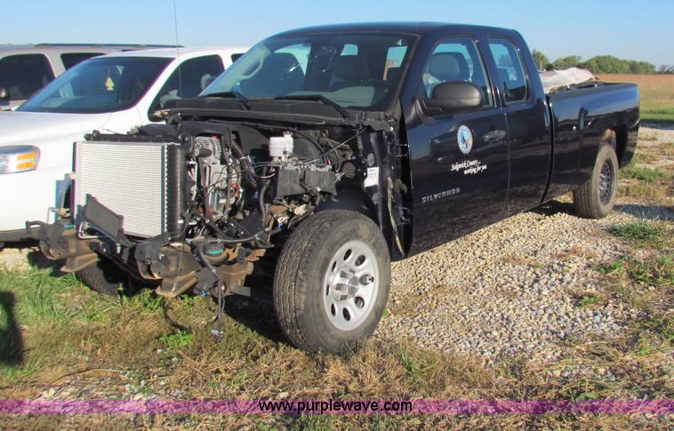 image for item G4242 2012 Chevrolet Silverado 1500 Ext. Cab pickup truck