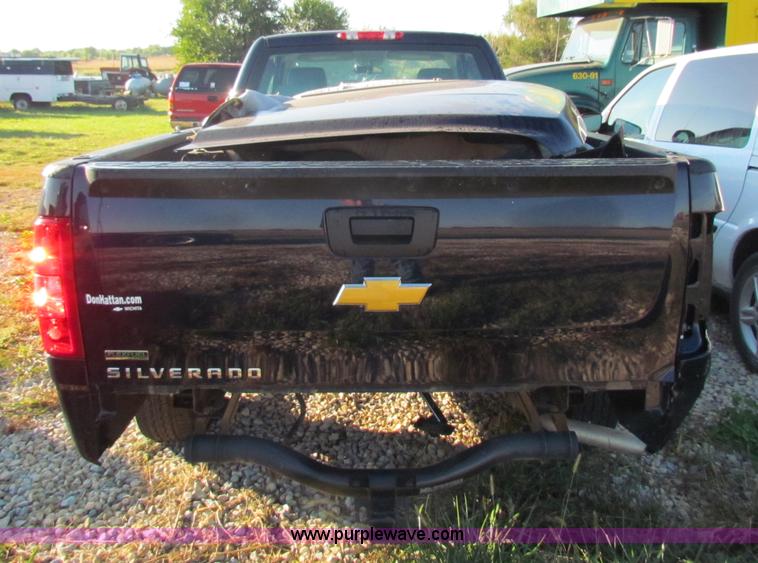 image for item G4242 2012 Chevrolet Silverado 1500 Ext. Cab pickup truck