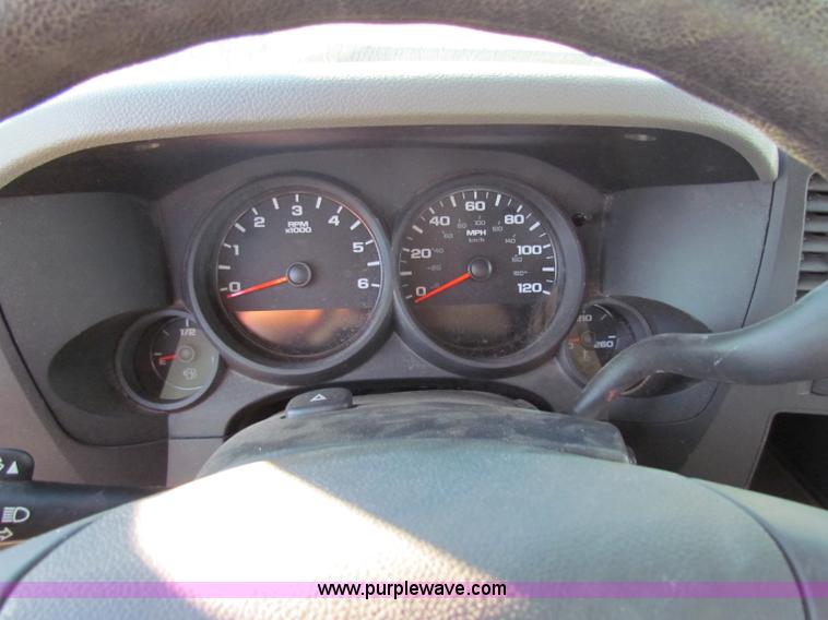 image for item G4242 2012 Chevrolet Silverado 1500 Ext. Cab pickup truck