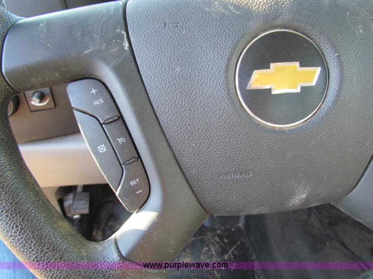 image for item G4242 2012 Chevrolet Silverado 1500 Ext. Cab pickup truck