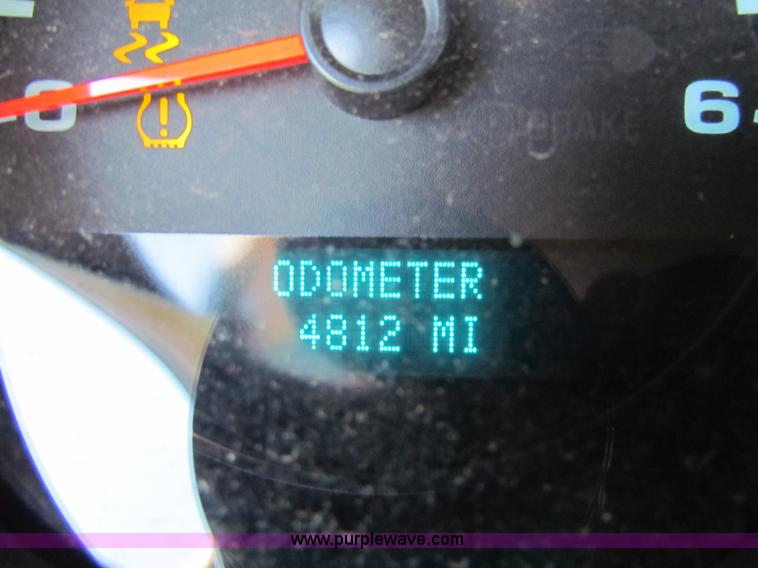 image for item G4242 2012 Chevrolet Silverado 1500 Ext. Cab pickup truck