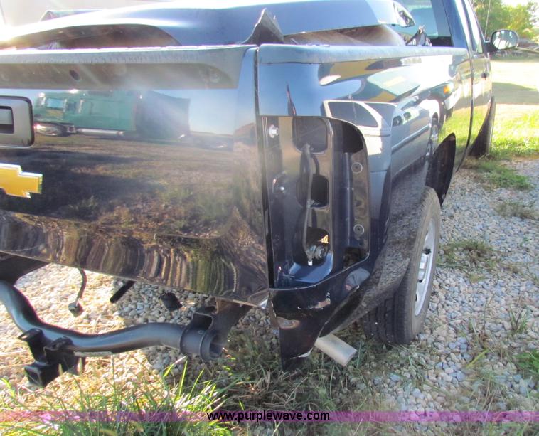 image for item G4242 2012 Chevrolet Silverado 1500 Ext. Cab pickup truck