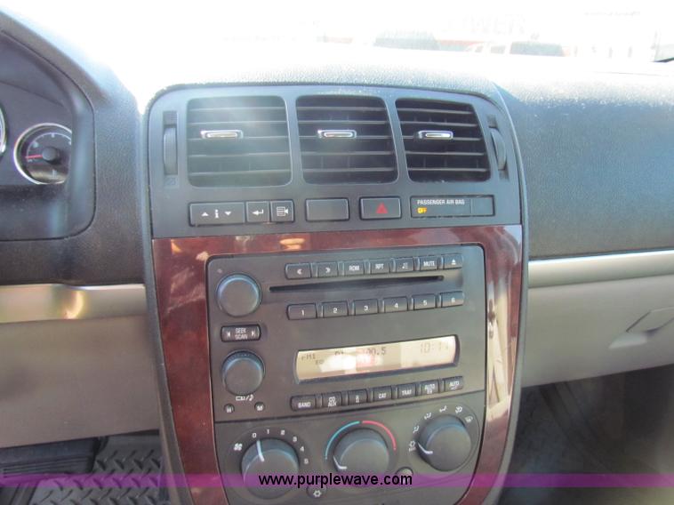 image for item G4243 2005 Chevrolet Uplander van