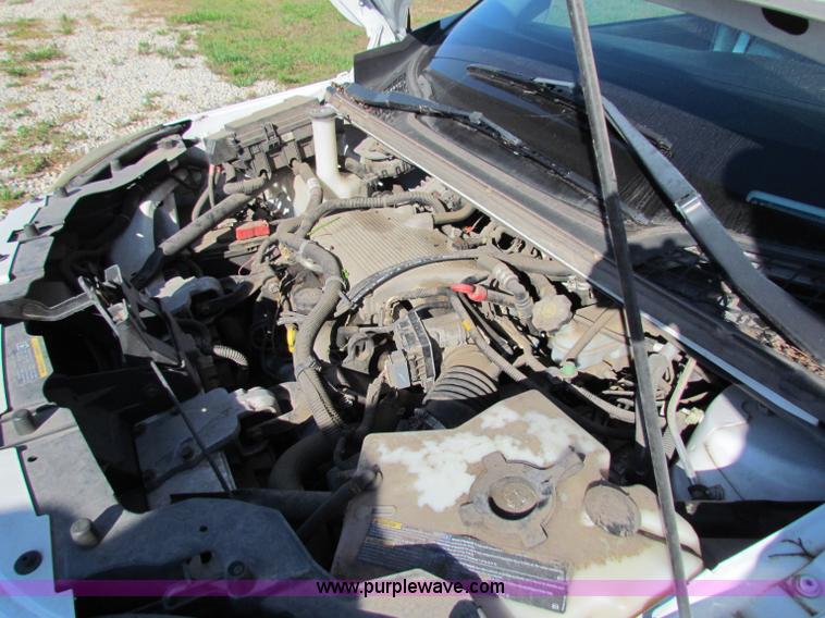 image for item G4243 2005 Chevrolet Uplander van