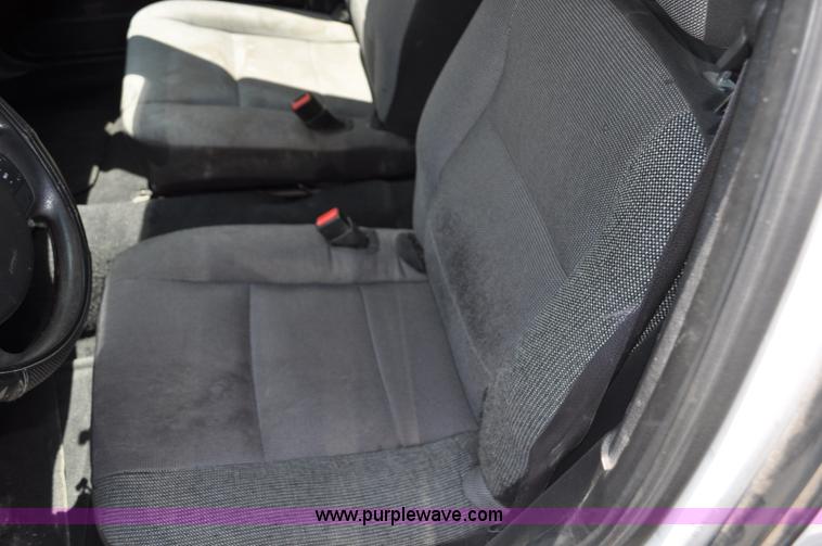 image for item G6063 2006 Ford Crown Victoria Police Interceptor