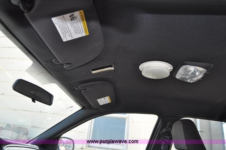 image for item G6063 2006 Ford Crown Victoria Police Interceptor