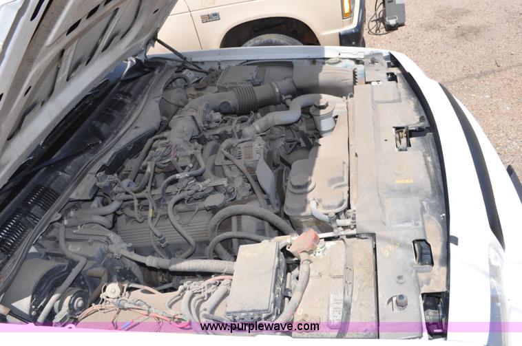 image for item G6063 2006 Ford Crown Victoria Police Interceptor