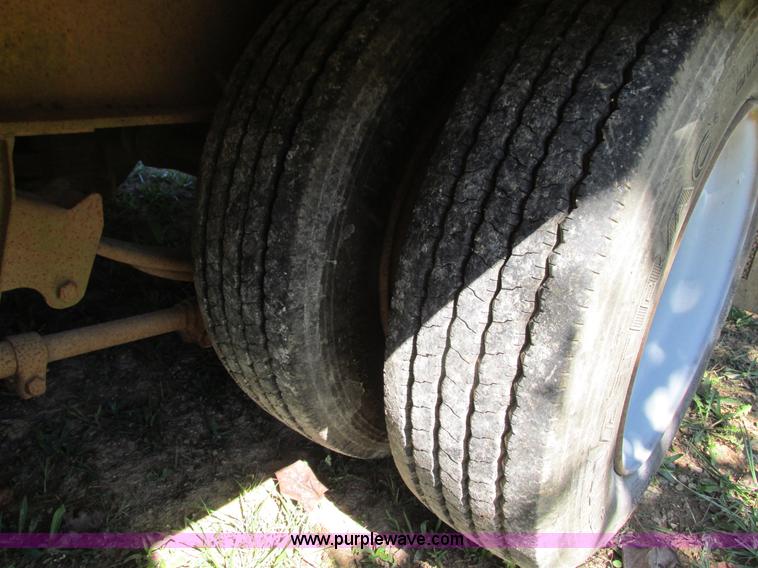 image for item G9408 1994 Trail King TK32-2201 trailer