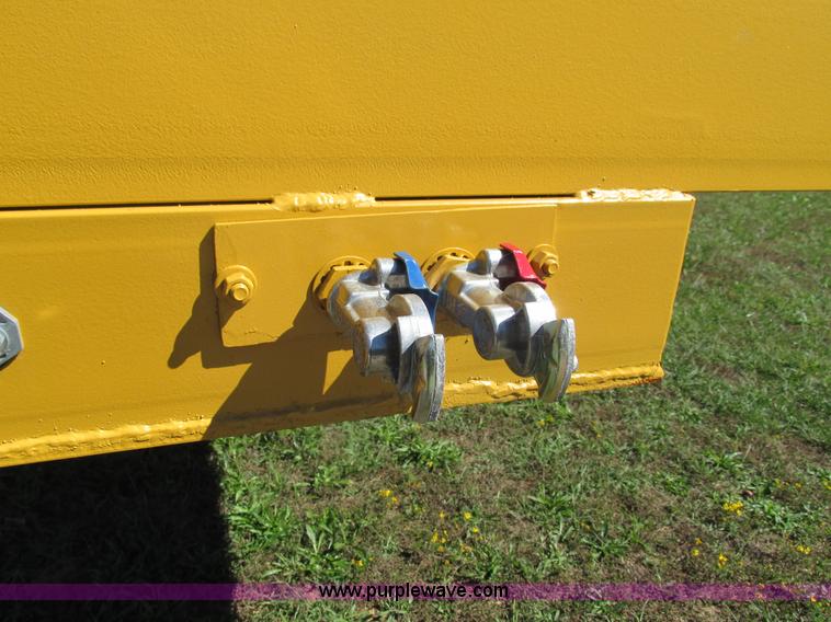 image for item G9408 1994 Trail King TK32-2201 trailer