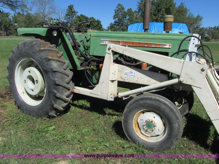 image for item G9409 Oliver 1600 tractor