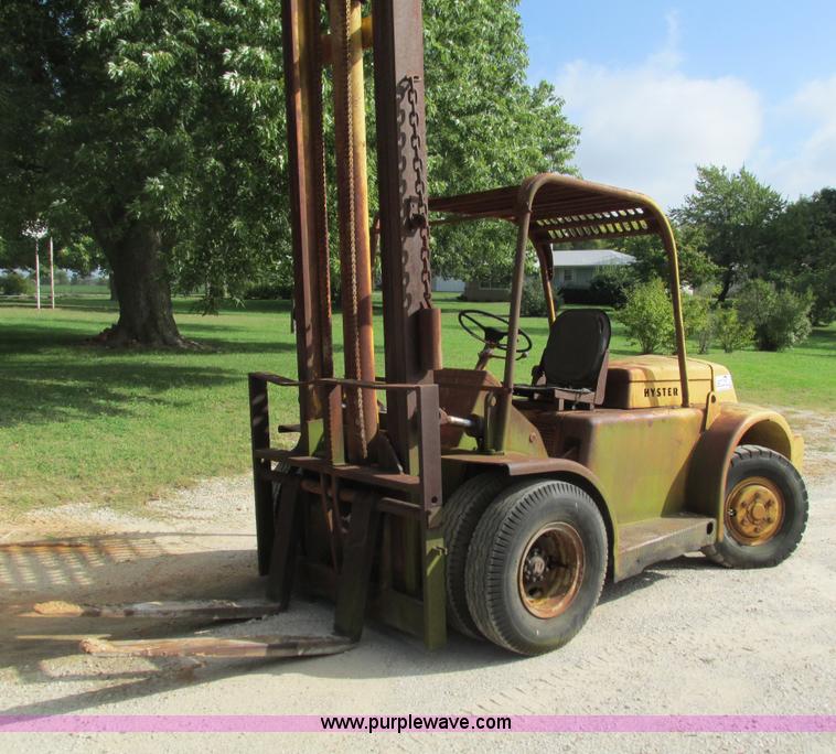 image for item G9415 1970 Hyster H150-CM1L forklift