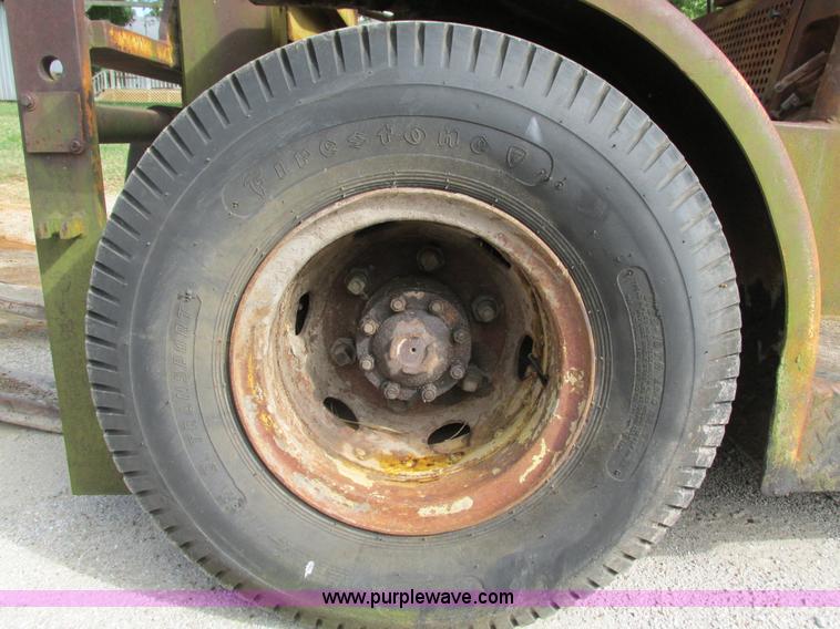 image for item G9415 1970 Hyster H150-CM1L forklift