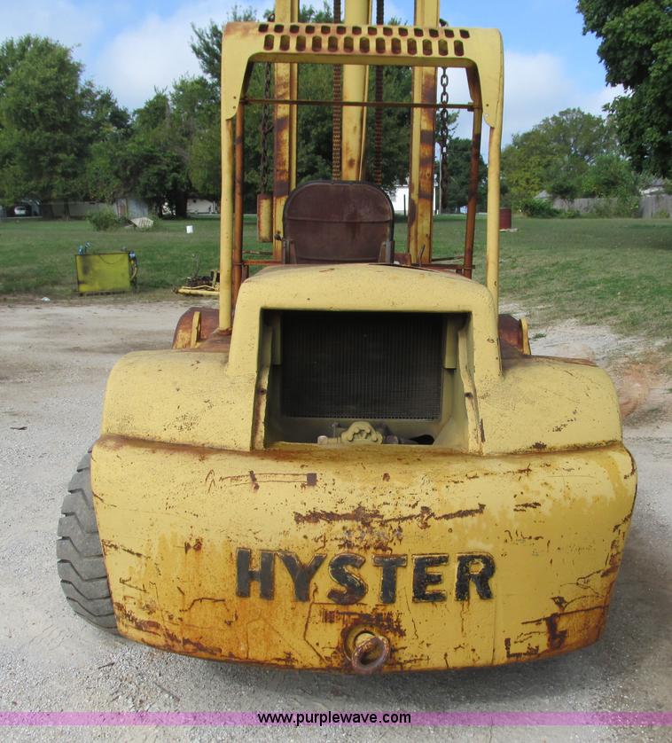 image for item G9415 1970 Hyster H150-CM1L forklift