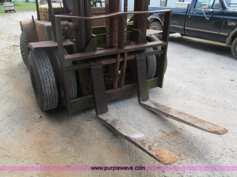 image for item G9415 1970 Hyster H150-CM1L forklift