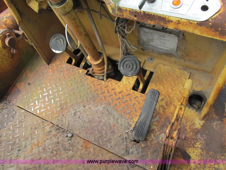 image for item G9415 1970 Hyster H150-CM1L forklift