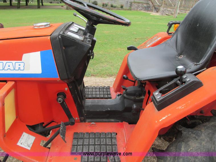 image for item G9422 Yanmar F16 tractor