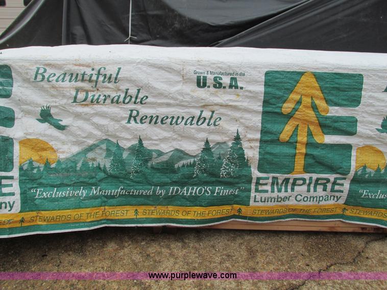 image for item G9424 Assorted Western Cedar decking