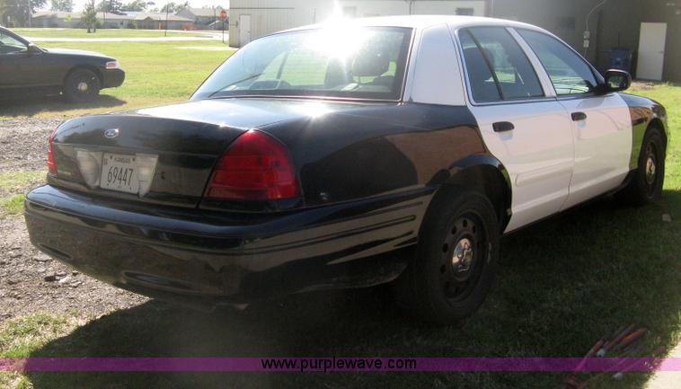 image for item H6276 2008 Ford Crown Victoria Police Interceptor