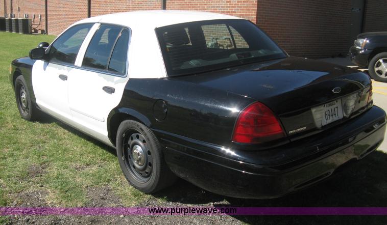 image for item H6276 2008 Ford Crown Victoria Police Interceptor