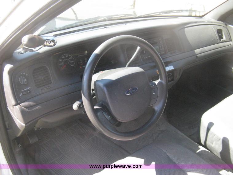 image for item H6276 2008 Ford Crown Victoria Police Interceptor