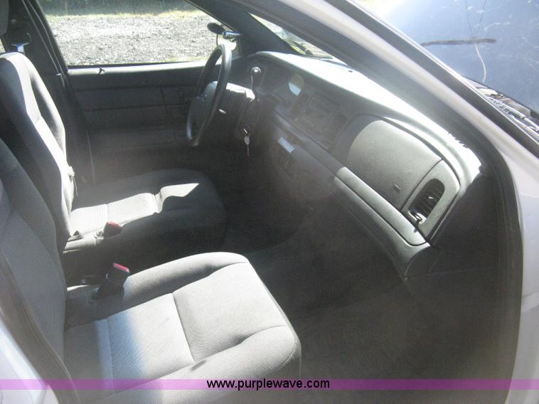 image for item H6276 2008 Ford Crown Victoria Police Interceptor