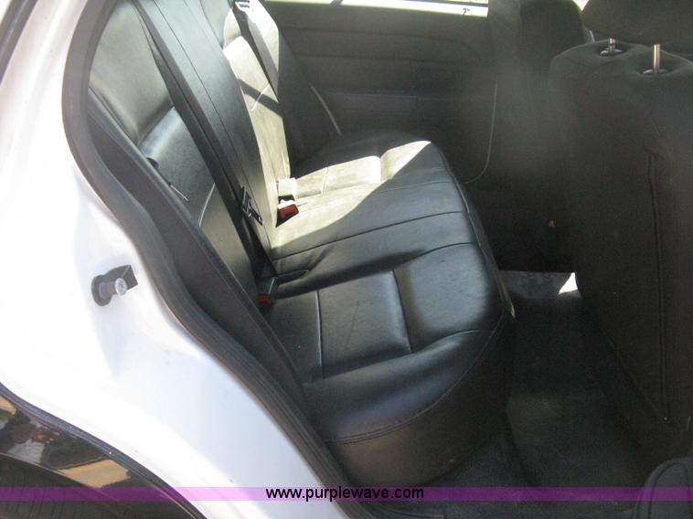 image for item H6276 2008 Ford Crown Victoria Police Interceptor