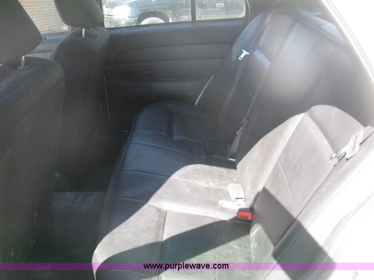 image for item H6276 2008 Ford Crown Victoria Police Interceptor